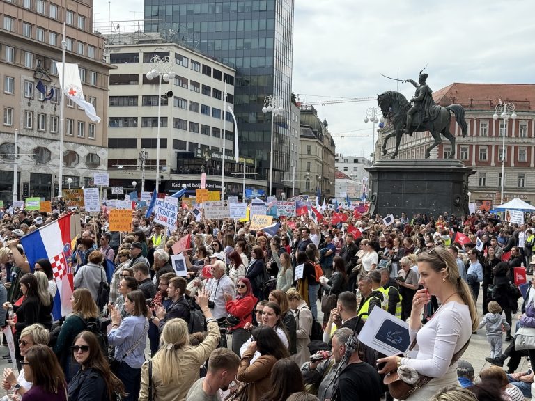 Veliki prosvjed Ne damo se gaziti!
